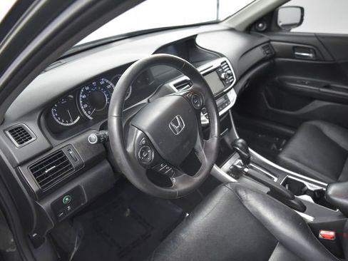 Used 2015 Honda Accord EX-L image 16