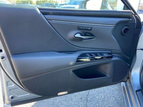 Certified 2023 Lexus ES 350 w/ Premium Package image 26