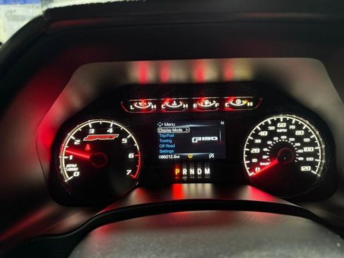 Used 2018 Ford F150 XLT w/ Equipment Group 302A Luxury image 21