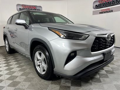 Used 2023 Toyota Highlander LE