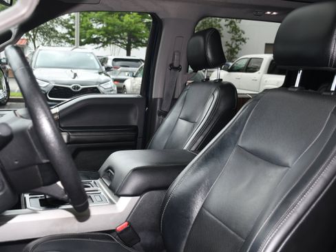 Used 2016 Ford F150 Lariat w/ Equipment Group 502A Luxury AWD/4WD image 13