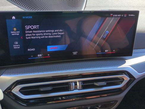 Used 2023 BMW M3 image 23