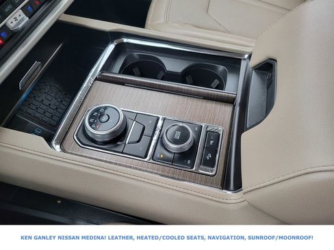 Used 2023 Ford Expedition Limited image 27