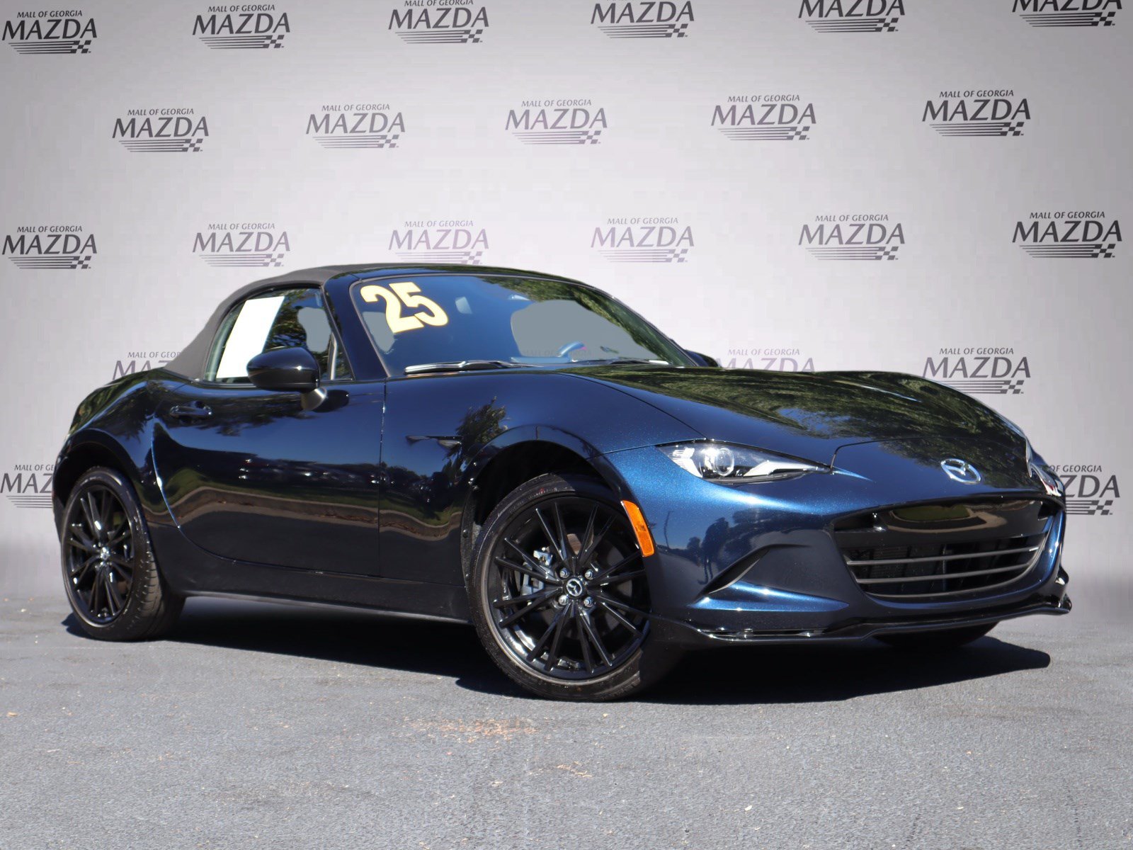 Certified 2025 MAZDA MX-5 Miata Club w/ Weather Package RWD image 2
