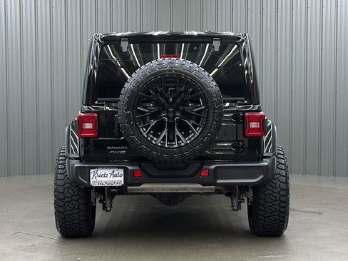 Used 2025 Jeep Wrangler Unlimited Sahara w/ Safety Group AWD/4WD image 4