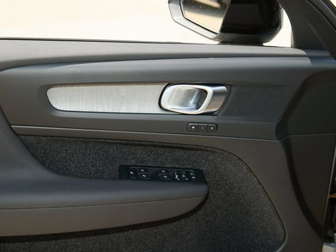 New 2026 Volvo XC40 B5 Plus w/ Protection Package Premier image 8