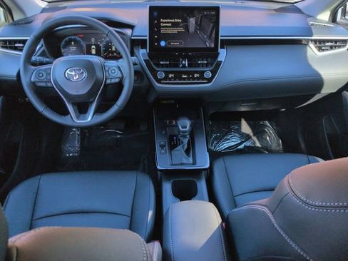 New 2026 Toyota Corolla Cross XLE image 25