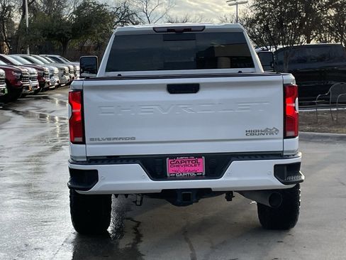 Used 2025 Chevrolet Silverado 2500 High Country w/ High Country Premium Package image 5