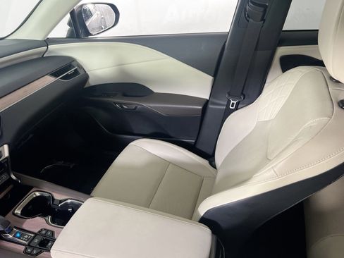 Used 2024 Lexus RX 350 Premium w/ Accessory Package (Z1) AWD/4WD image 23