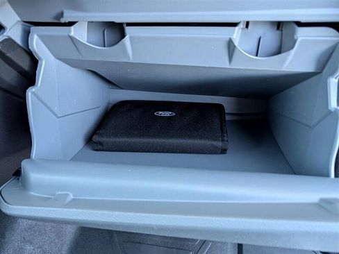 Used 2019 Ford Transit 150 XL image 30