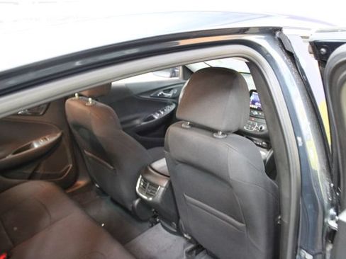 Used 2019 Chevrolet Malibu RS FWD image 10