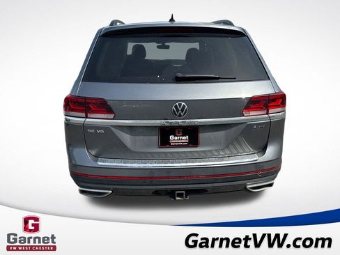 Used 2023 Volkswagen Atlas SE w/ Panoramic Sunroof Package image 4