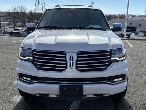 Used 2015 Lincoln Navigator 4WD image 26