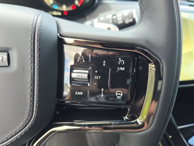 New 2026 Land Rover Range Rover Sport Dynamic SE AWD/4WD image 18