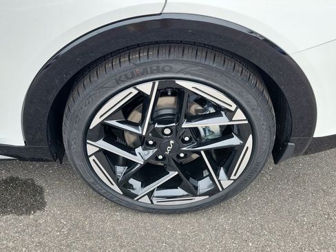 New 2026 Kia K4 GT-Line w/ GT-Line Sunroof Package FWD image 37