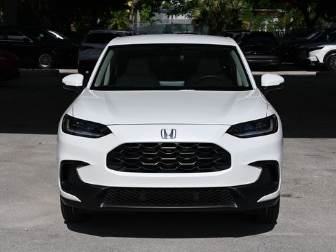 New 2026 Honda HR-V LX image 2