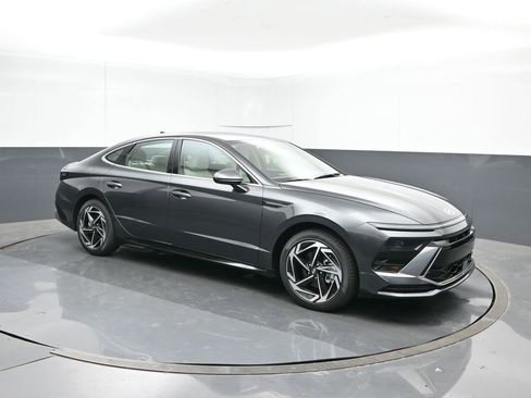 New 2026 Hyundai Sonata SEL FWD image 7