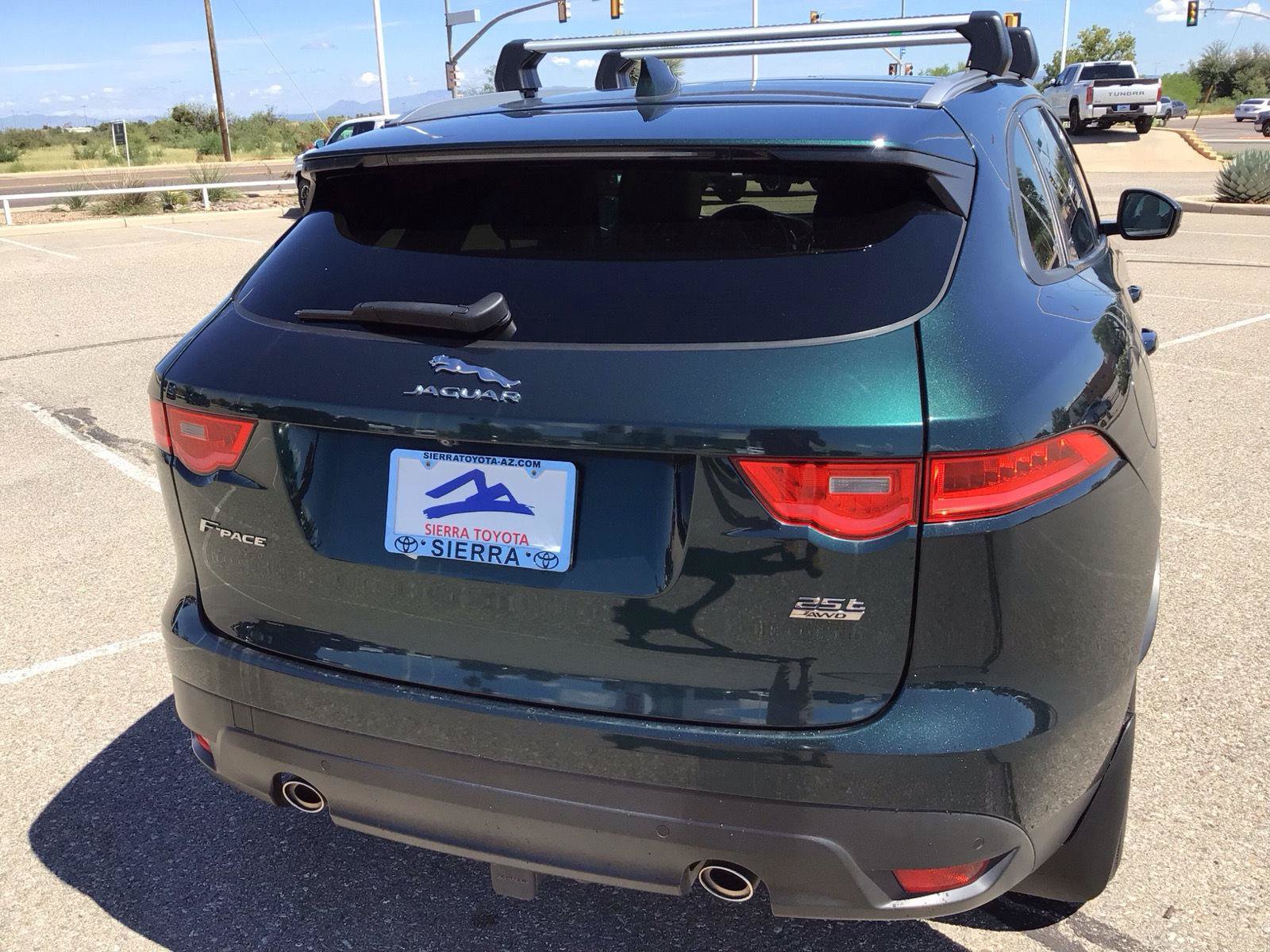 Used 2018 Jaguar F-PACE Premium AWD/4WD image 12