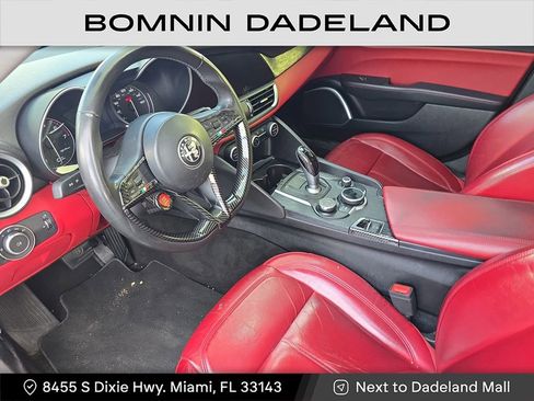 Used 2019 Alfa Romeo Giulia w/ Quick Order Package 22K Sport image 14