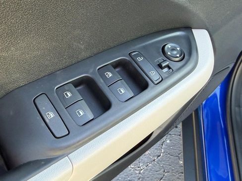 New 2026 Hyundai Venue SEL image 9