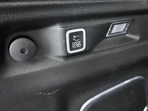 Used 2021 Jeep Grand Cherokee L Limited image 44