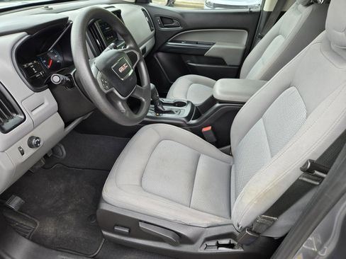 Used 2019 GMC Canyon 2WD Crew Cab w/ Convenience Package image 15