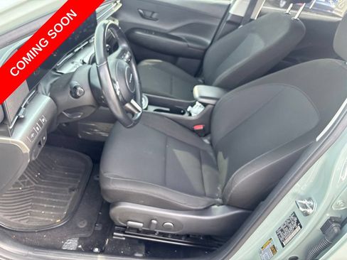 Used 2024 Hyundai Kona SEL FWD image 25