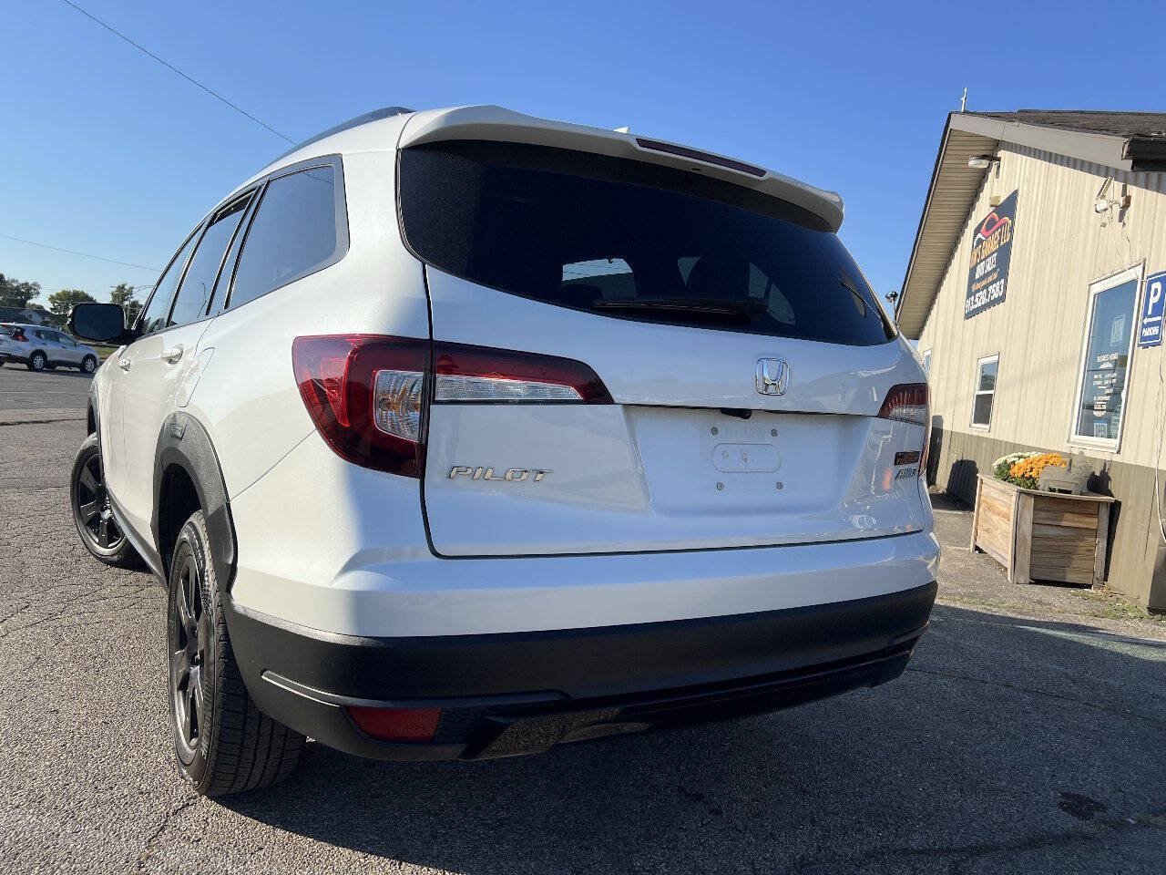 Used 2022 Honda Pilot TrailSport image 5