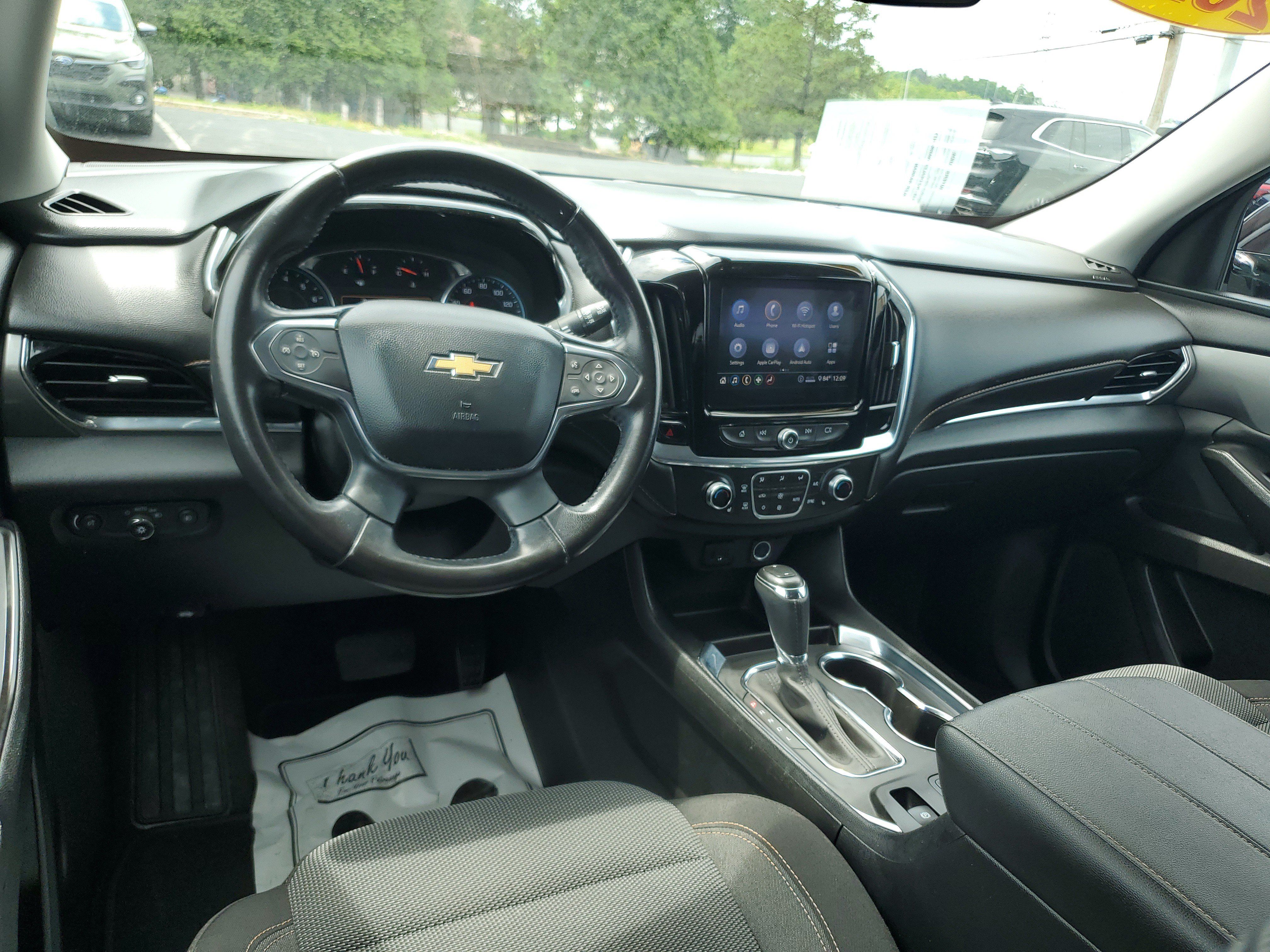 Used 2020 Chevrolet Traverse LT FWD image 10