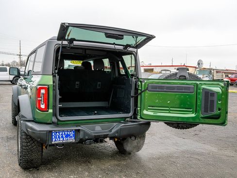 Used 2023 Ford Bronco Badlands image 6