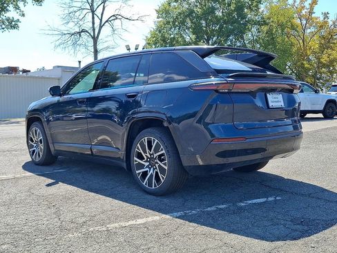 New 2025 Jeep Wagoneer S Limited AWD/4WD image 6
