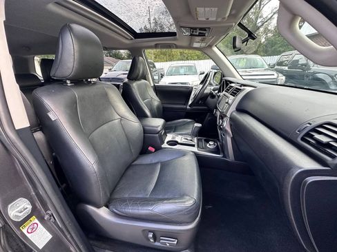 Used 2012 Toyota 4Runner Limited AWD/4WD image 15