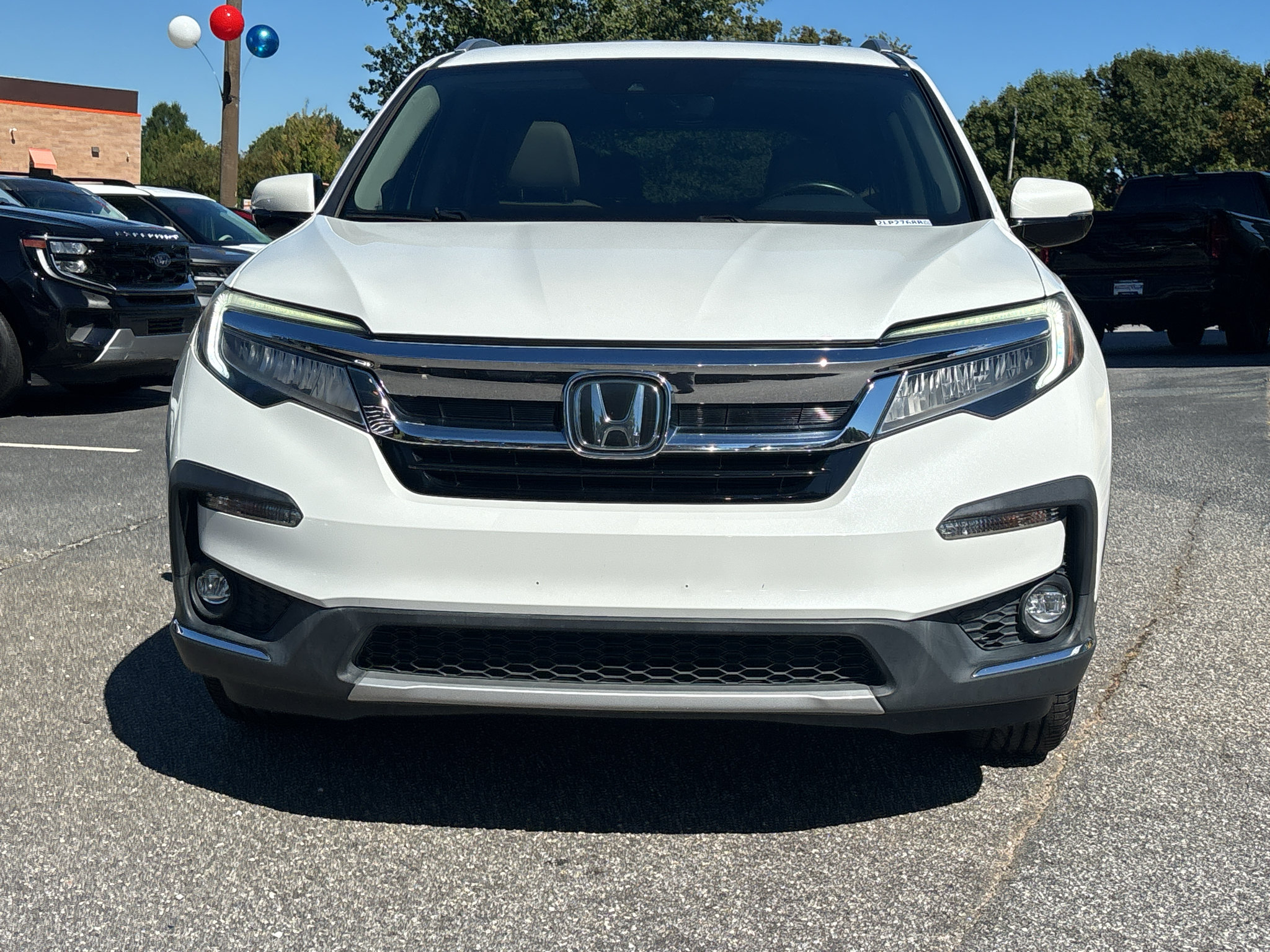 Used 2021 Honda Pilot Touring image 2