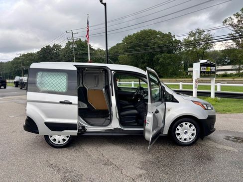 Used 2022 Ford Transit Connect XL FWD image 5