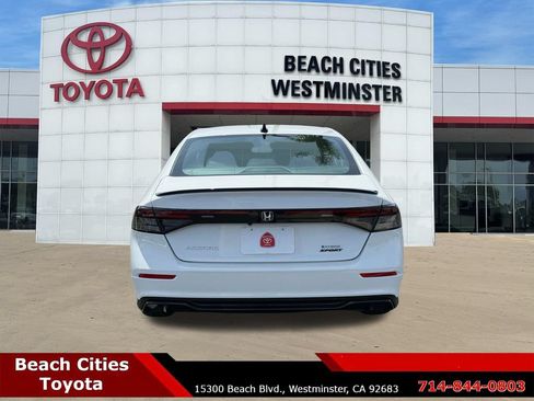 Used 2025 Honda Accord Sport image 10