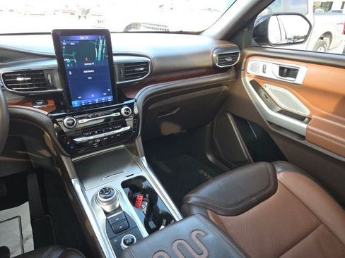 Certified 2024 Ford Explorer King Ranch w/ Technology Package AWD/4WD image 34