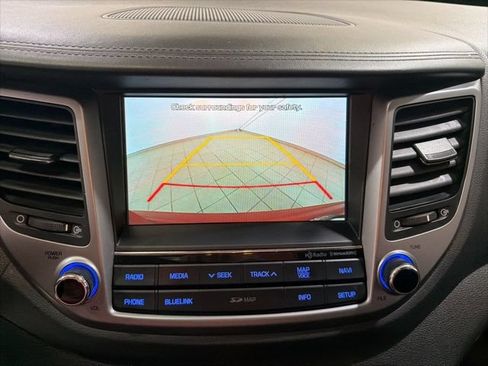 Used 2016 Hyundai Tucson Limited FWD image 18