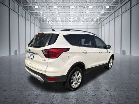 Used 2019 Ford Escape SEL AWD/4WD image 9