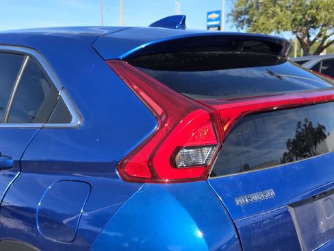 Used 2018 Mitsubishi Eclipse Cross LE image 10