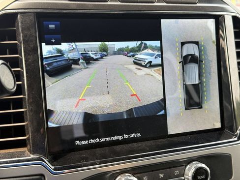 Used 2022 Ford F250 Lariat w/ Tremor Off-Road Package AWD/4WD image 38