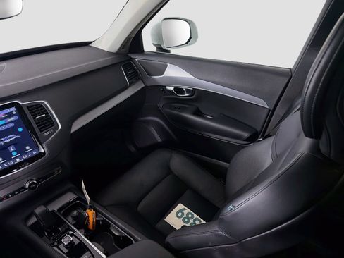 Certified 2024 Volvo XC90 B5 Core AWD/4WD image 24
