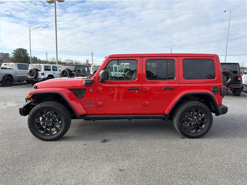 Used 2025 Jeep Wrangler Backcountry image 7