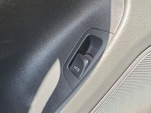 Used 2016 Audi Q3 2.0T Premium Plus FWD image 16