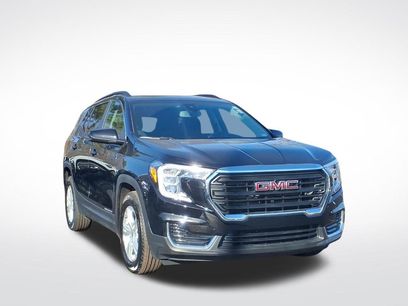 Used 2024 GMC Terrain SLE w/ Driver Convenience Package
