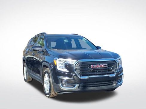 Used 2024 GMC Terrain SLE w/ Driver Convenience Package image 1