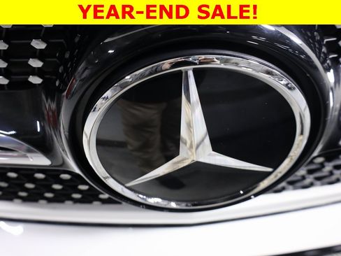 Certified 2022 Mercedes-Benz GLE 450 4MATIC w/ Revised AMG Line Exterior image 53