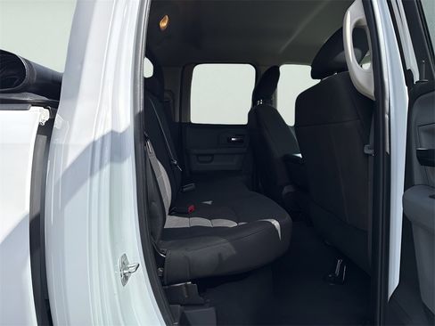 Used 2019 RAM 1500 Classic Warlock image 11