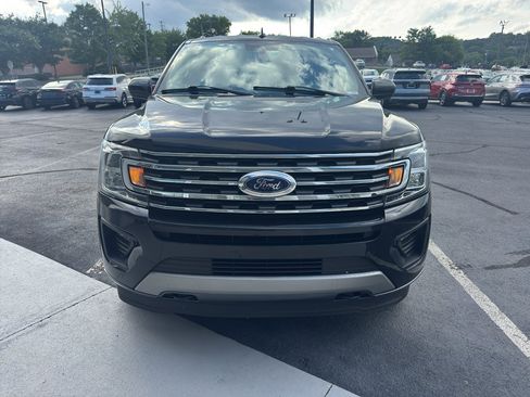 Used 2020 Ford Expedition Max XLT AWD/4WD image 2