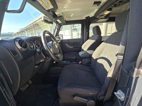 Used 2017 Jeep Wrangler Sport w/ Quick Order Package 24S image 16