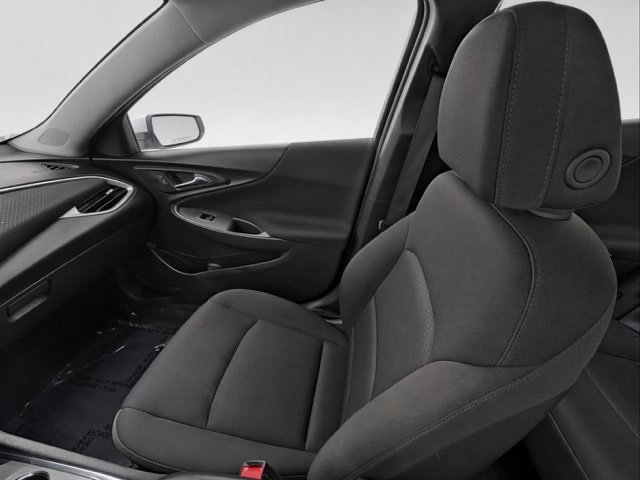 Certified 2025 Chevrolet Malibu LT FWD image 17